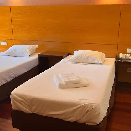 Otel Flag 3*